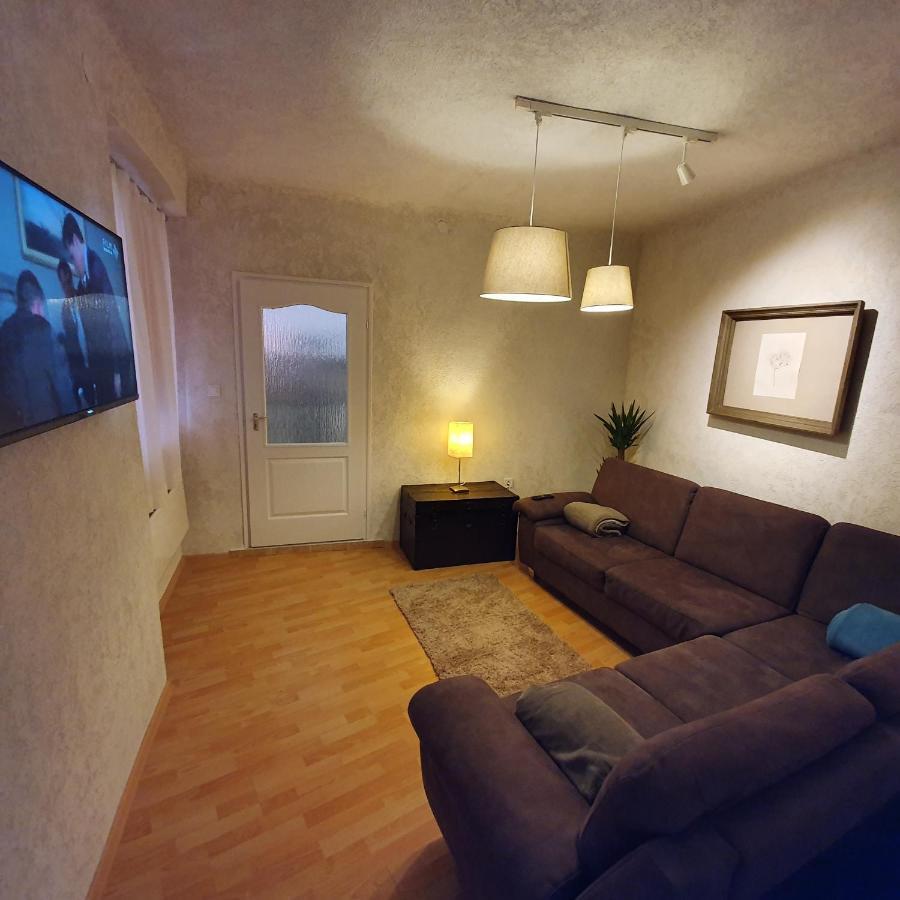 Corte Apartman Папа Экстерьер фото