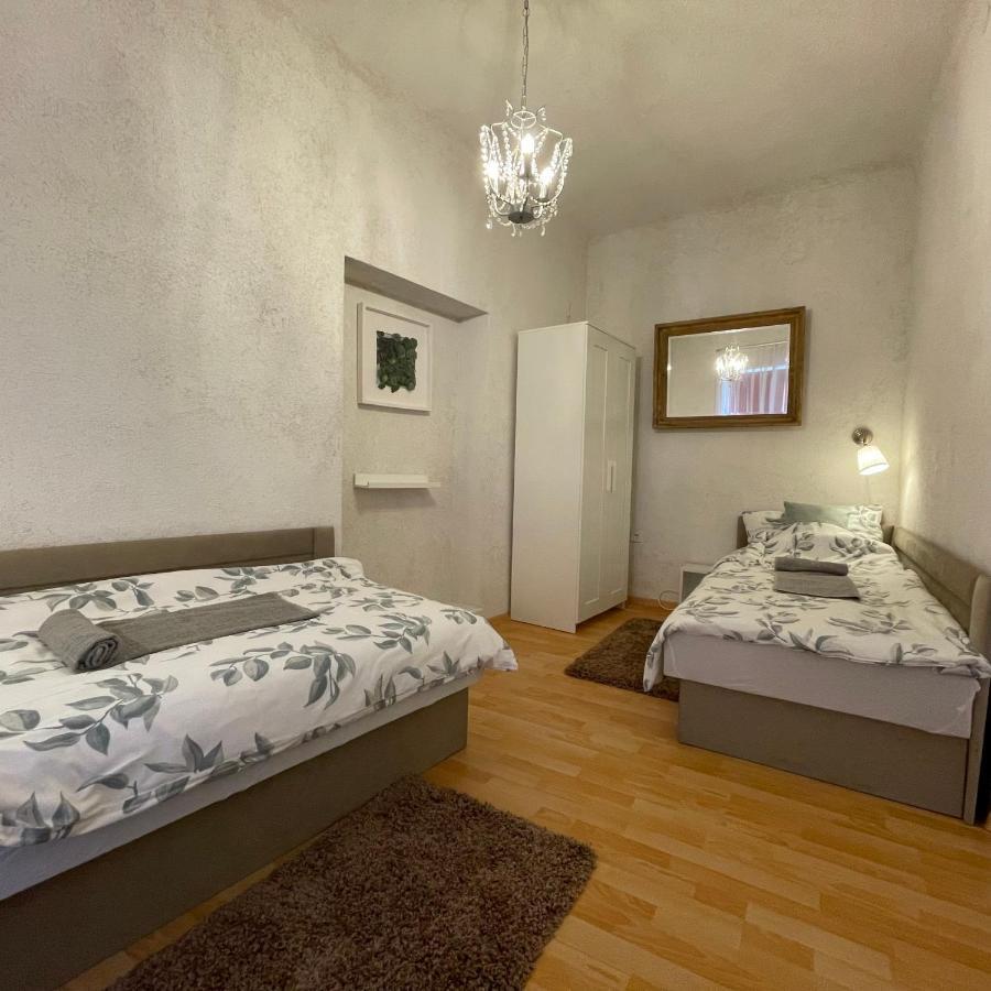 Corte Apartman Папа Экстерьер фото
