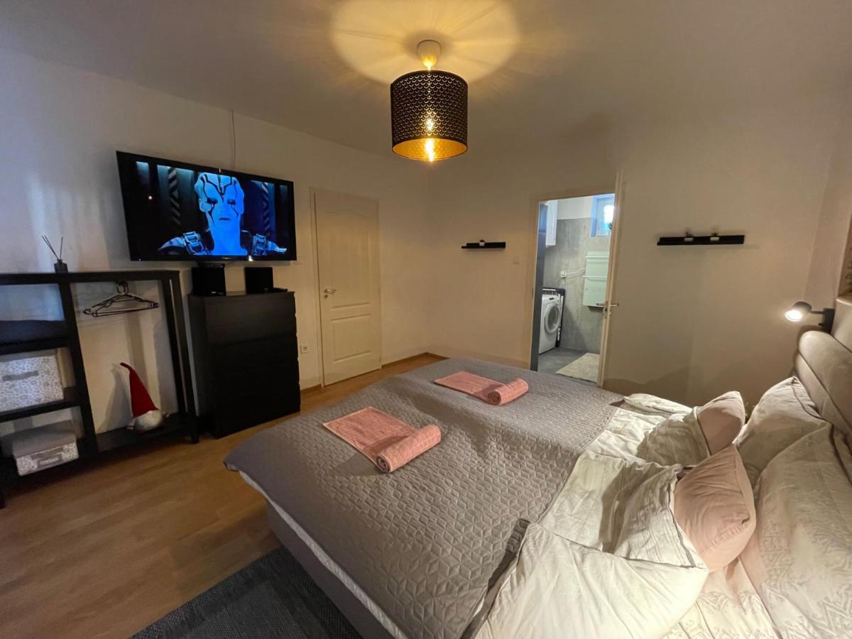 Corte Apartman Папа Экстерьер фото